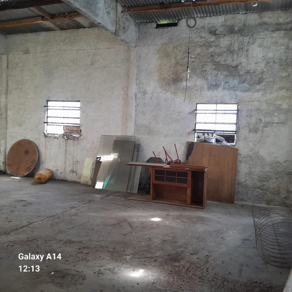 GALPON EN ALQUILER, IDEAL PARA TALLER