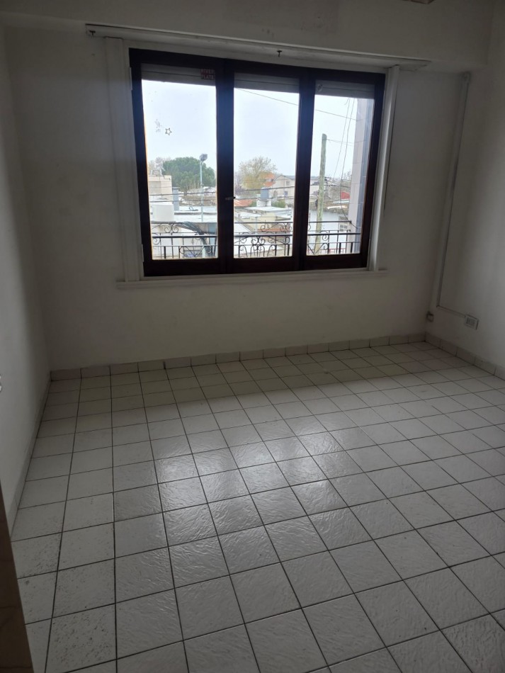 PH DE 4 AMBIENTES EN VILLA PRIMERA