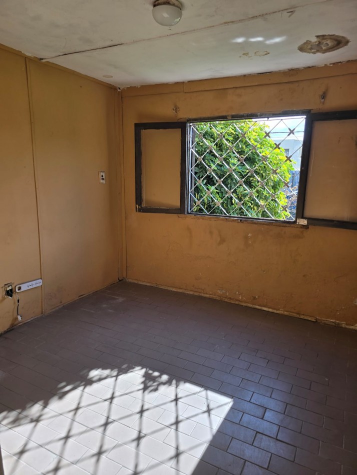 PH DE 3 AMBIENTES A RECICLAR EN BOLIVAR Y MARIANO ACOSTA