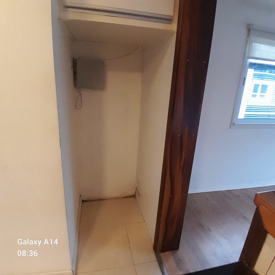 CASA DE 4 AMBIENTES EN BARRIO LOS TILOS