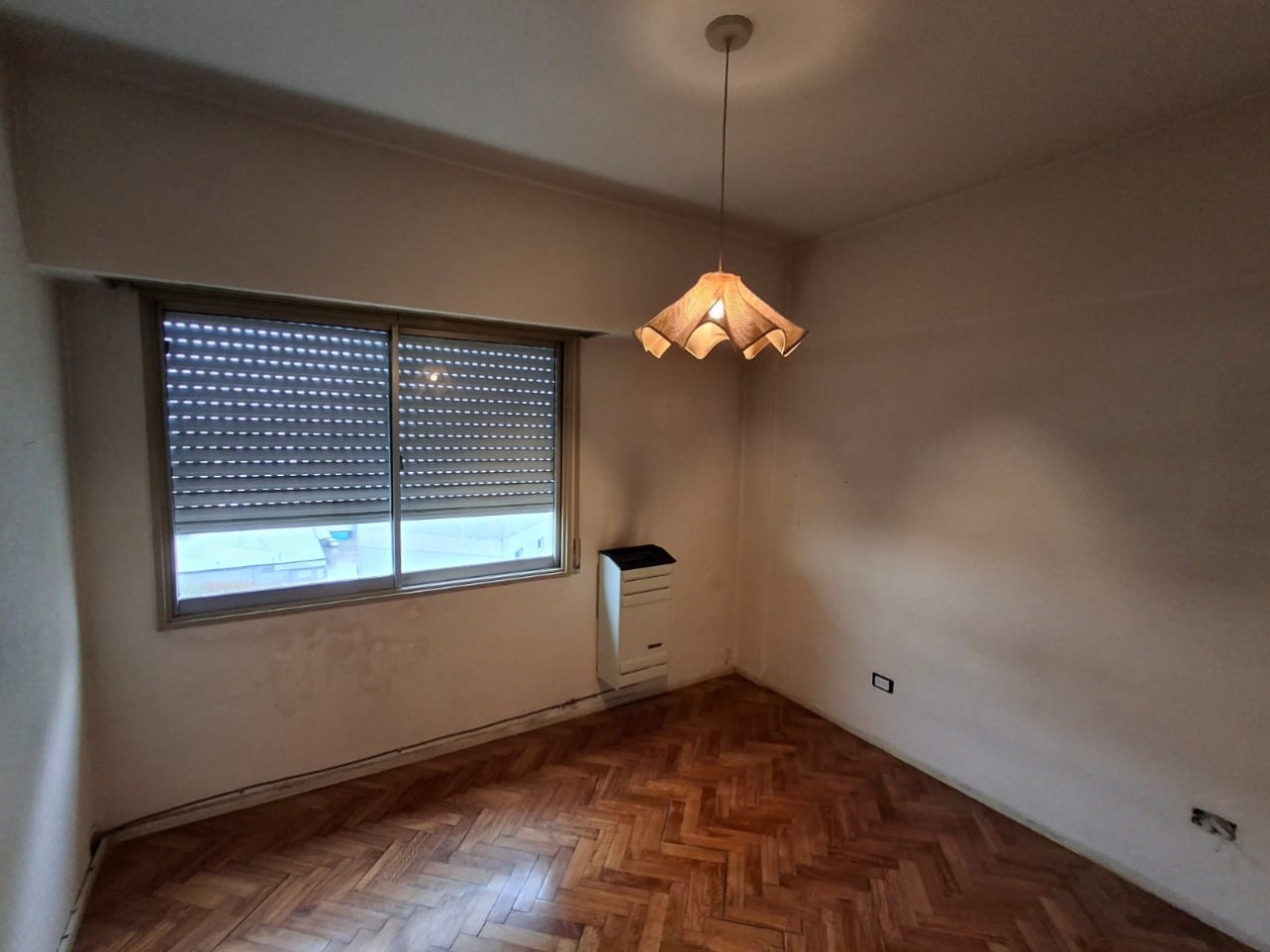 ALQUILER 24 MESES. DPTO 3 AMBIENTES CON BALCON, 9 DE JULIO 5500