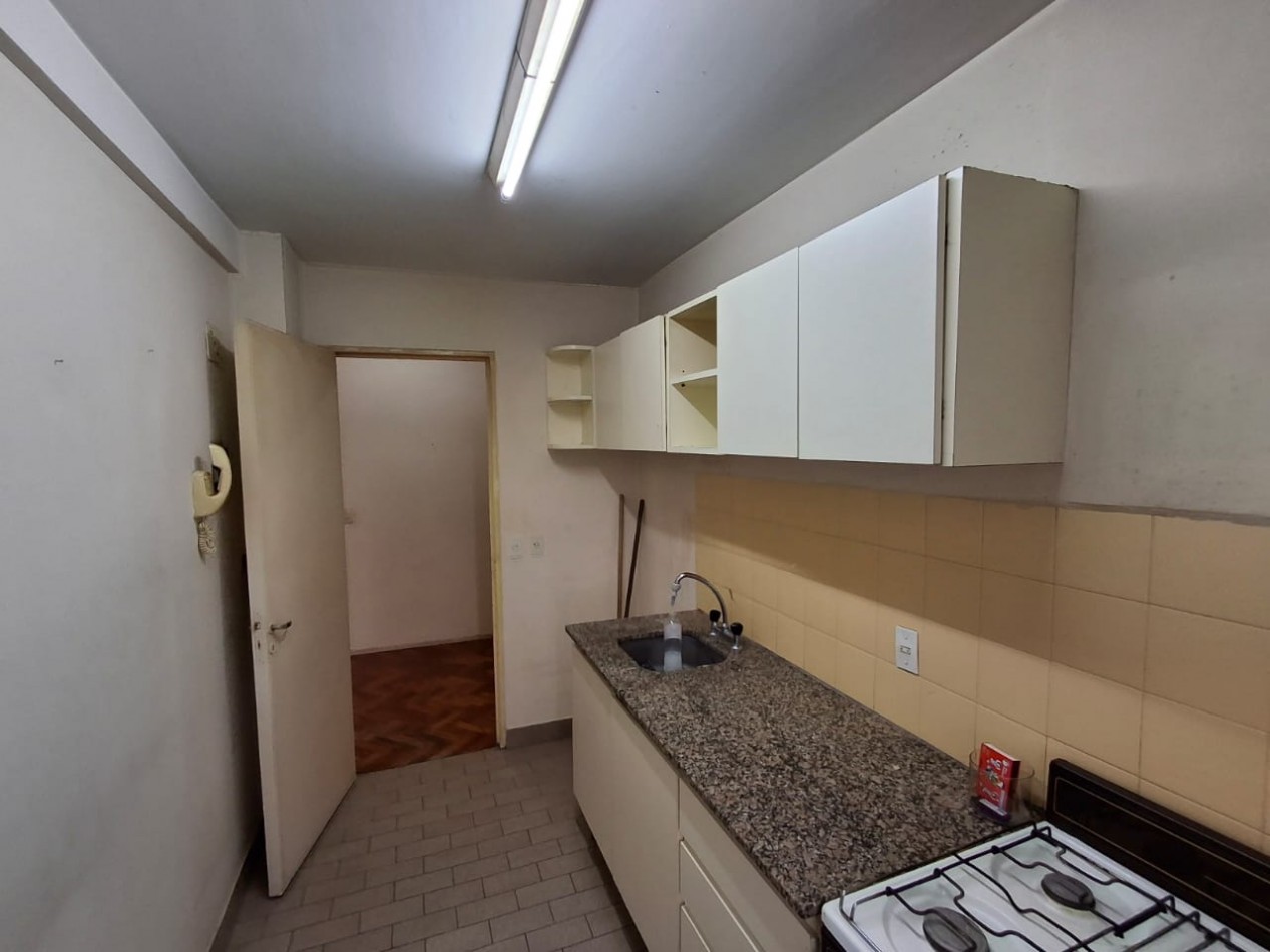 ALQUILER 24 MESES. DPTO 3 AMBIENTES CON BALCON, 9 DE JULIO 5500