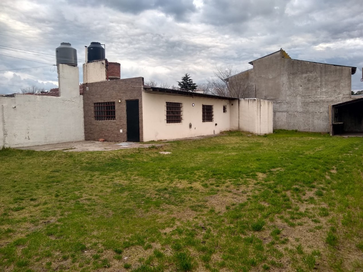 CASA DE 3 AMBIENTES EN BARRIO SAN ANTONIO