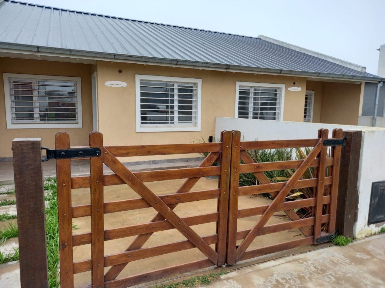 VENTA. DUPLEX DOS AMBIENTES A 1 CUADRA DEL MAR. BARRIO FELIX U. CAMET