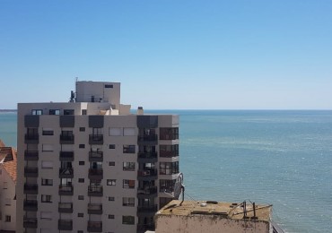 Venta Dpto 4 Ambientes Con Dependencia De Servicio. En Playa Varese
