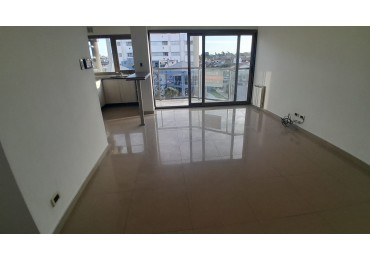 EN VENTA SEMIPISO ZONA CONSTITUCION 4100