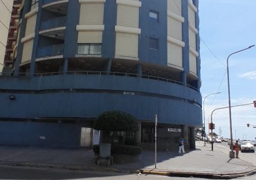 EN VENTA. DEPARTAMENTO 3 AMBIENTES CON VISTA PLENA AL MAR