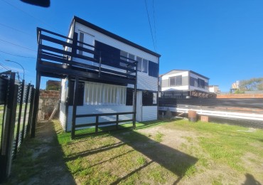 ALQUILER 24 MESES. DOS AMBIENTES CON PATIO Y ENTRADA AUTO.  BELGRANO 9700