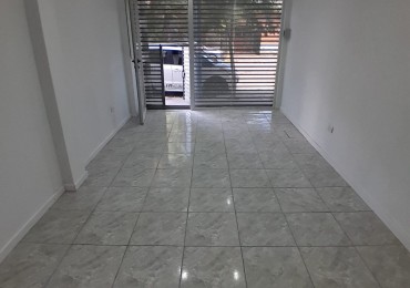 LOCAL COMERCIAL EN ZONA SAN JUAN Y FALUCHO