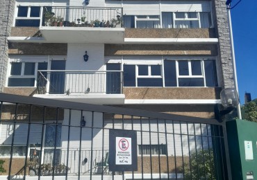 DEPARTAMENTO DE 4 AMBIENTES FRENTE AL NUEVO SHOPPING EN ZONA SUR
