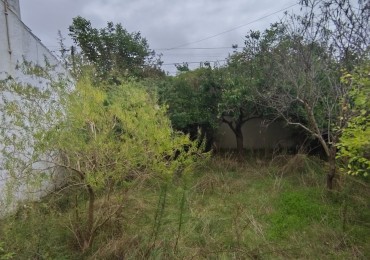 LOTE EN BARRIO CAISAMAR, OPCION EN BLOCK CON CHALET LINDERO