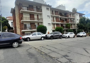 DEPARTAMENTO DE 5 AMBIENTES EN LA ZONA DE GUEMES
