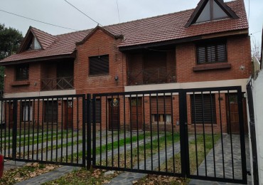 DUPLEX 4 AMBIENTES EN BARRIO SAN JUAN