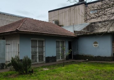 CASA EN BARRIO BOSQUE GRANDE, 3 AMBIENTES CON POSIBILIDAD DE MAS